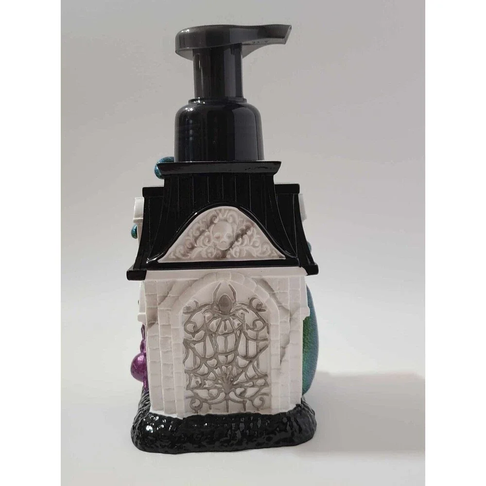 Bath & Body Works Haunted House HALLOWEEN 2024 Refillable Foaming Soap Dispenser